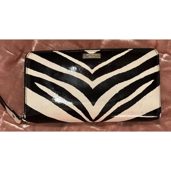 EUC Kate Spade Zebra Patent Lacey Accordion Zip Around Wallet, 7.5"x4"x1" - Picture 1 of 15